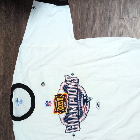 New Reebok Men's Size 2XL Superbowl XXXVIII(38) White Patriots Champs Tee Shirt - Picture 1 of 6